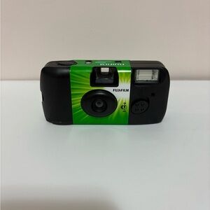 Fujifilm Quicksnap Camera BRAND NEW